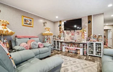 Mobile Home – 3702090000008043