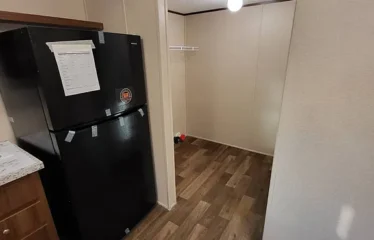 Mobile Home – R022803064001047002